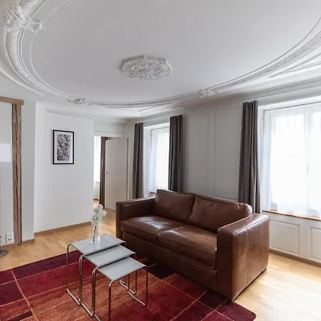 Awesome 2br Flat Near And Center - Sf16 *