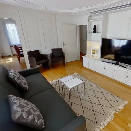 Awesome 2br Flat Near And Center - Sf16